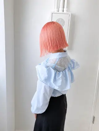 ミディアム カラー Muミュー/ブリーチ ハイトーン　Wカラーのヘアスタイル