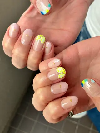 ネイル MIKA 🍊のネイルデザイン