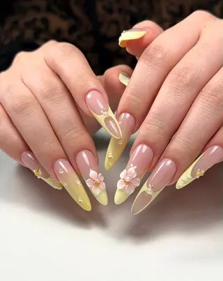 ネイル Julie NailSalonのネイルデザイン