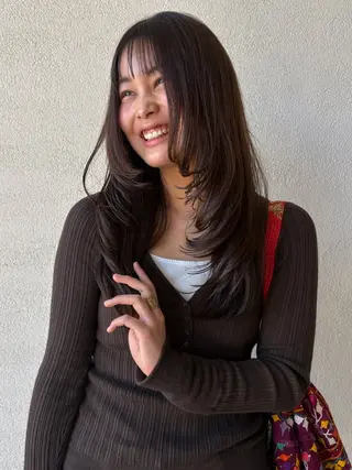 ロング カラー 久松 美乃莉のヘアスタイル
