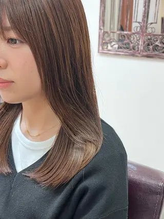 セミロング 縮毛矯正/レイヤー/ 表参道/OMAEのヘアスタイル