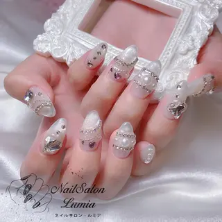 ネイル ネイルサロン ルミア Lumia 店長施術のネイルデザイン