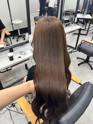 ロング カラー 赤み無し柔らかカラー 【梅田】madokaのヘアスタイル