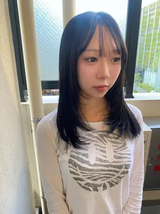 ミディアム 朴 鈴香のヘアスタイル