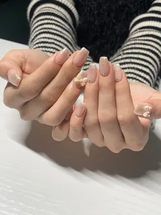 ショート Felicia :kotoneのネイルデザイン
