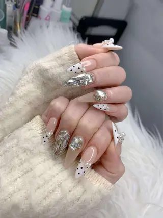 ネイル Melia Nail Nambaのネイルデザイン