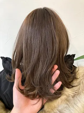 ミディアム カラー 樋野 亮のヘアスタイル
