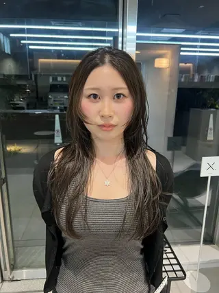ロング カラー 吉沢遣人/レイヤー 艶カラー/抜け感のヘアスタイル