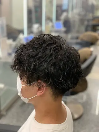 ショート パーマ 小沼 正悟のヘアスタイル