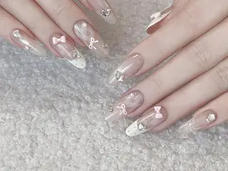 ネイル Queenie 🦋のネイルデザイン