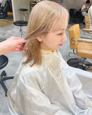 セミロング カラー ハイトーンカラー♡ yuのヘアスタイル