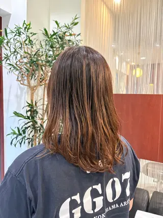 セミロング 奥山 歩のヘアスタイル