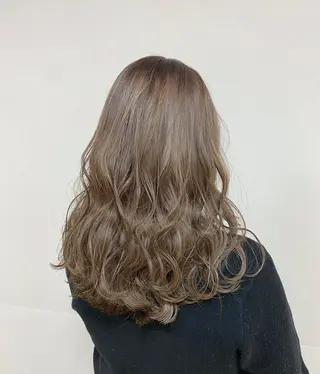 セミロング カラー ブリーチ指名No.1 Daikiのヘアスタイル