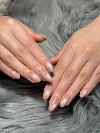 ネイル Momoka 🍑🎀のネイルデザイン