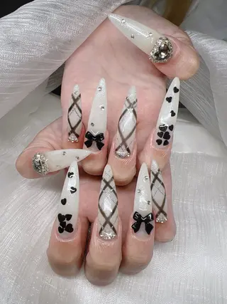 ネイル Lee Nails チップ長さだし専門店のネイルデザイン