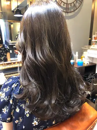 セミロング カラー ヘアアレンジ 韓国レイヤー/顔周り 美髪矯正 KAITOのヘアスタイル