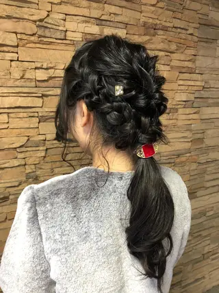 ヘアアレンジ 【サンバイエム】 公式のエステ・リラクイメージ