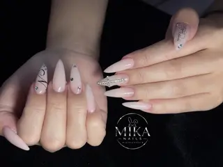 ネイル 🦊Genie🦊 Mika Nailsのネイルデザイン