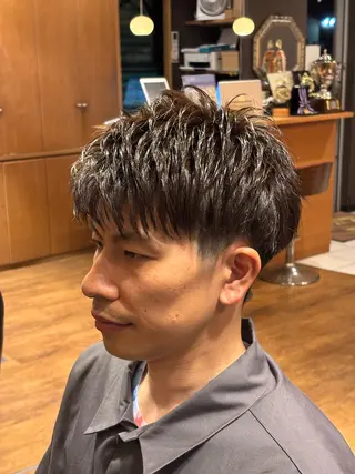 メンズ メンズ✂️レディス 岩井勇磨のヘアスタイル
