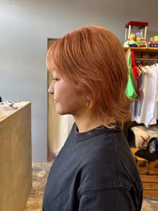 カラー 岩崎 優のヘアスタイル
