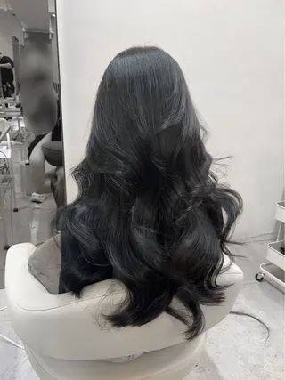 ロング 韓国ヘア レイヤーカットのヘアスタイル