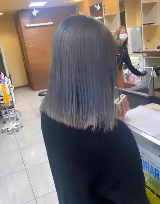 ミディアム カラー パーマ ヘアアレンジ ネイル マツエク・マツパ 川上 麻梨阿のヘアスタイル