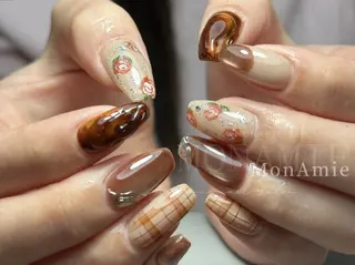 ネイル MonAmie NailSalonのネイルデザイン