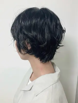 ショート パーマ fumika推しカラ ー/デザインカラーのヘアスタイル