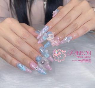 ネイル Nini 🎀のネイルデザイン