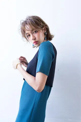 ショート カラー 似合わせ/レイヤー /ボブ/新谷のヘアスタイル