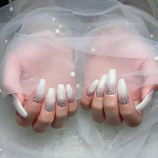 ネイル PEEKABOO 旧:momo京橋のネイルデザイン
