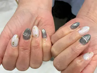 ネイル 上本 美月のネイルデザイン