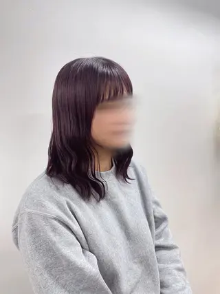 カラー 上田 愛菜のヘアスタイル