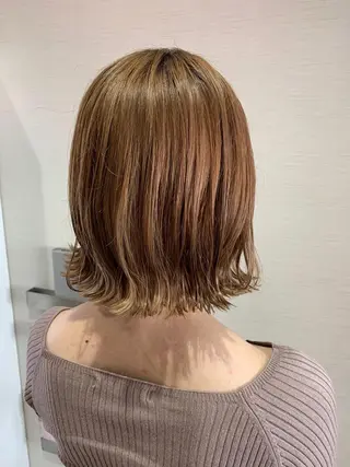 ミディアム カラー 蓮見友里 PiSTA／portのヘアスタイル