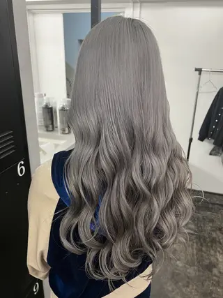 ロング カラー 新宿💜ブリーチ 🩷HIKARUのヘアスタイル