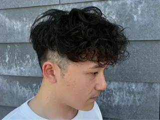 パーマ メンズ 内山 翔太のヘアスタイル