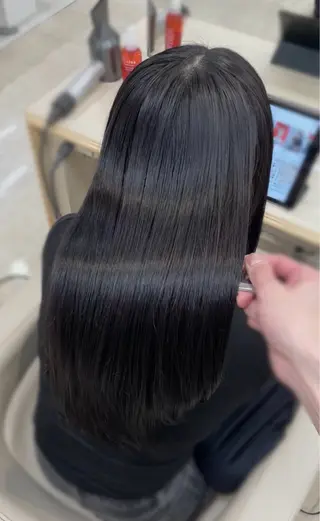 ロング シャドウパーマ／骨格 矯正カット　トモキのヘアスタイル