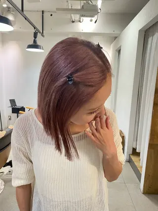 ミディアム カラー ミルクティー× グレージュMOMOのヘアスタイル