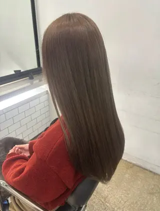 ロング カラー 店長/YUTO ベージュの透明感得意のヘアスタイル