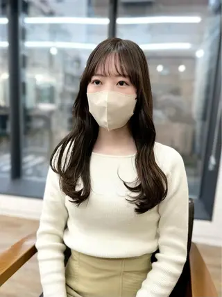 ミディアム カラー パーマ ヘアアレンジ メンズ キッズ ネイル マツエク・マツパ アイブロウ 似合せレイヤー/ 柔らか透明感カラーのヘアスタイル