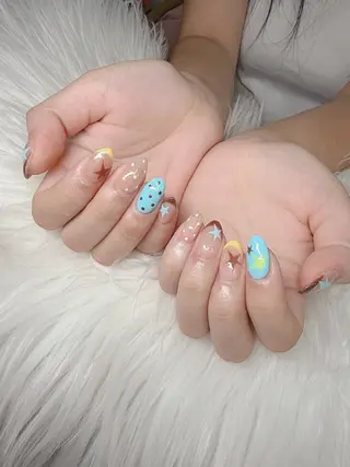 ネイル Lee Nailsのネイルデザイン