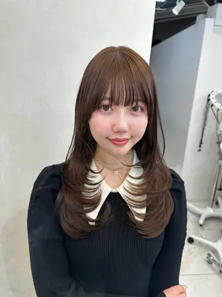 ロング カラー 韓国風レイヤーカラー ライムのヘアスタイル