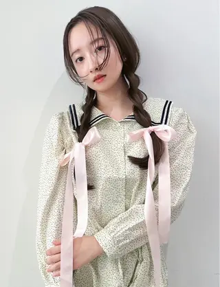 ロング カラー ヘアアレンジ ツキノキ ミナのヘアスタイル