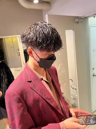 ミディアム パーマ メンズ メンズパーマ特化 TAIGAのヘアスタイル