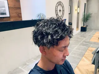 パーマ メンズ 高井 丈のヘアスタイル