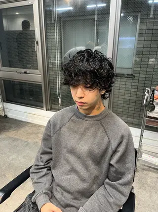 パーマ メンズ フェザーパーマ原宿 fifth 凜空のヘアスタイル