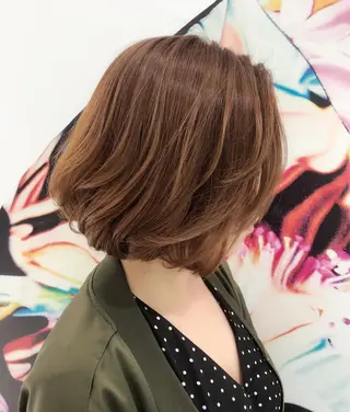 ミディアム パーマ 趙 英来のヘアスタイル
