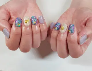 ネイル HAIR CARE CARUNE🌿伊勢のネイルデザイン