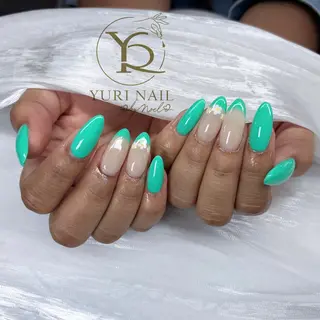 ネイル YURI Nail NARITAのネイルデザイン