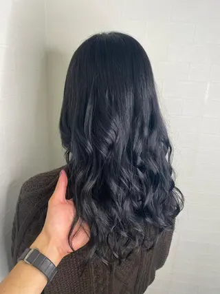 ロング カラー ブリーチカラー特化 U-topia小島のヘアスタイル